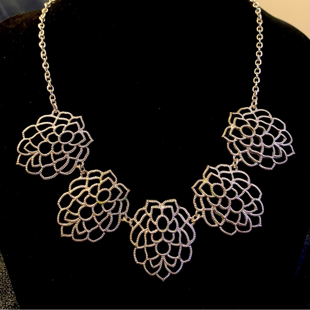 Avon Monarch Petals Necklace